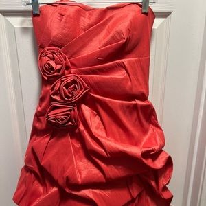 Women’s Short Dress